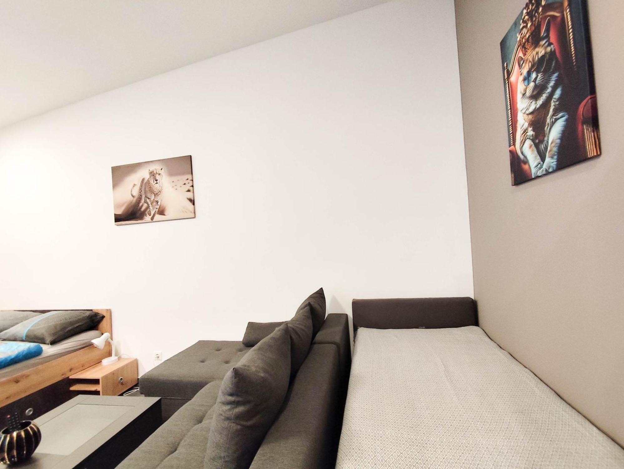 Cozy Apartments In Central Location With Free Parking Виена Екстериор снимка