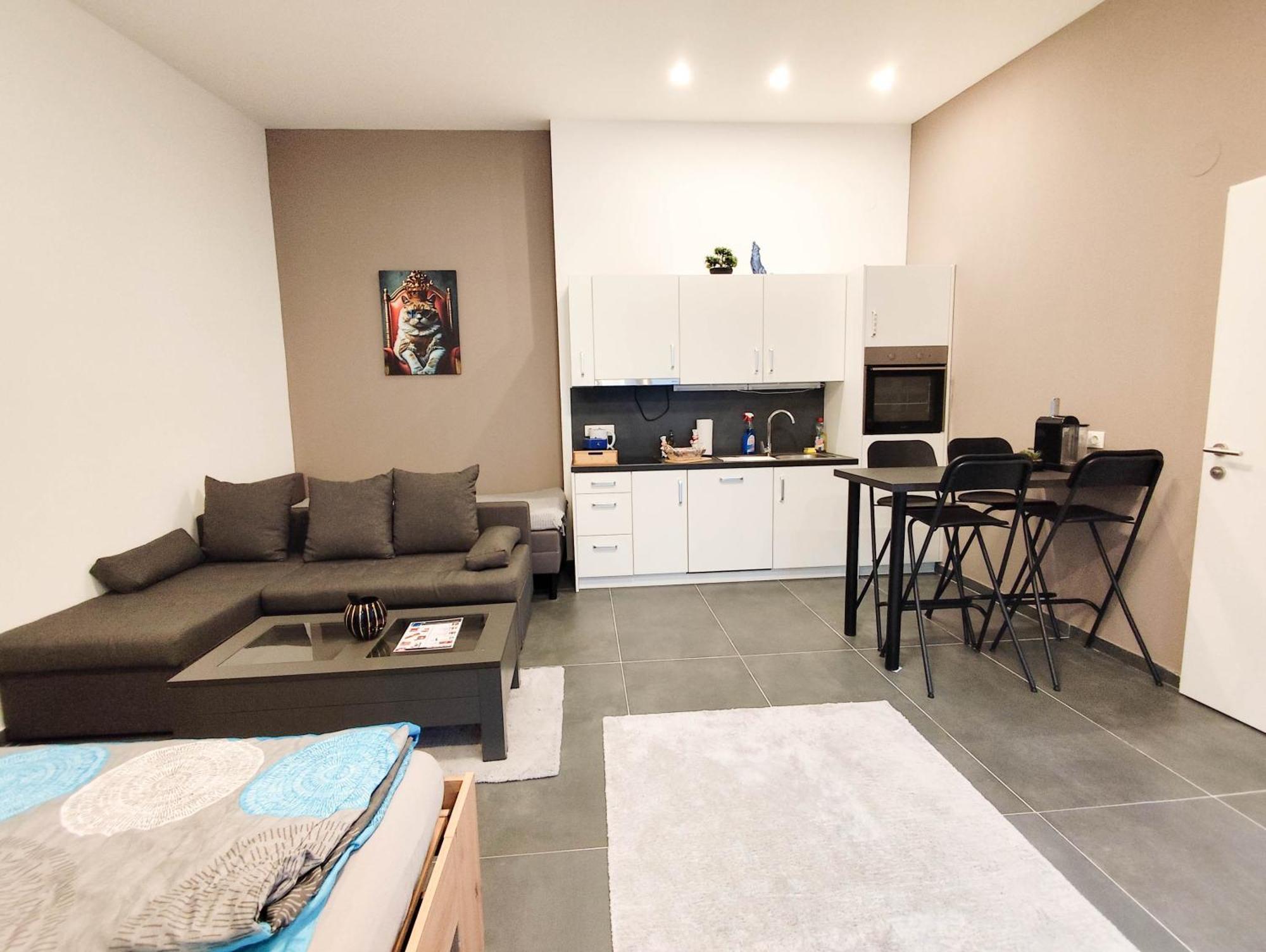 Cozy Apartments In Central Location With Free Parking Виена Екстериор снимка