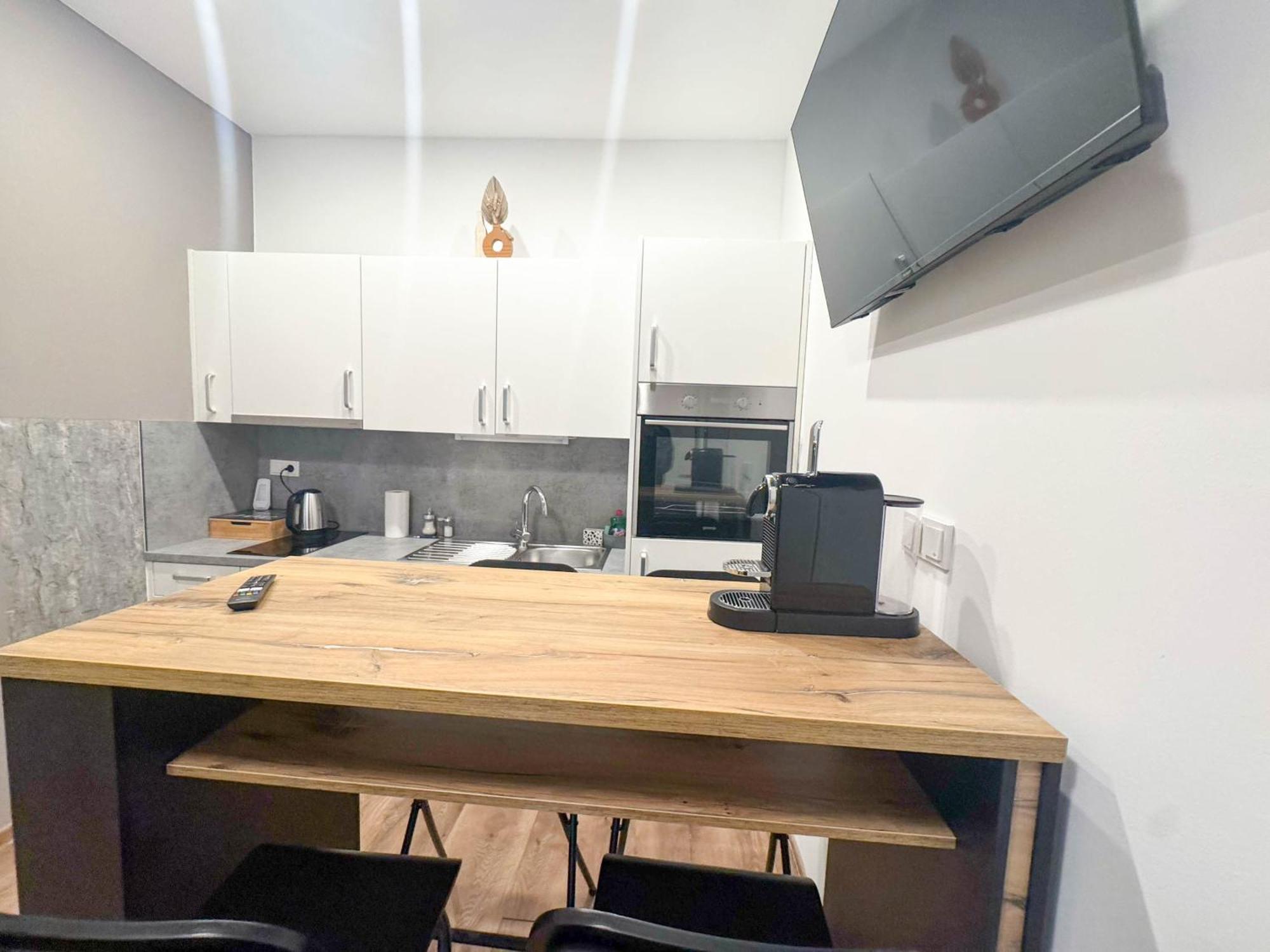 Cozy Apartments In Central Location With Free Parking Виена Екстериор снимка