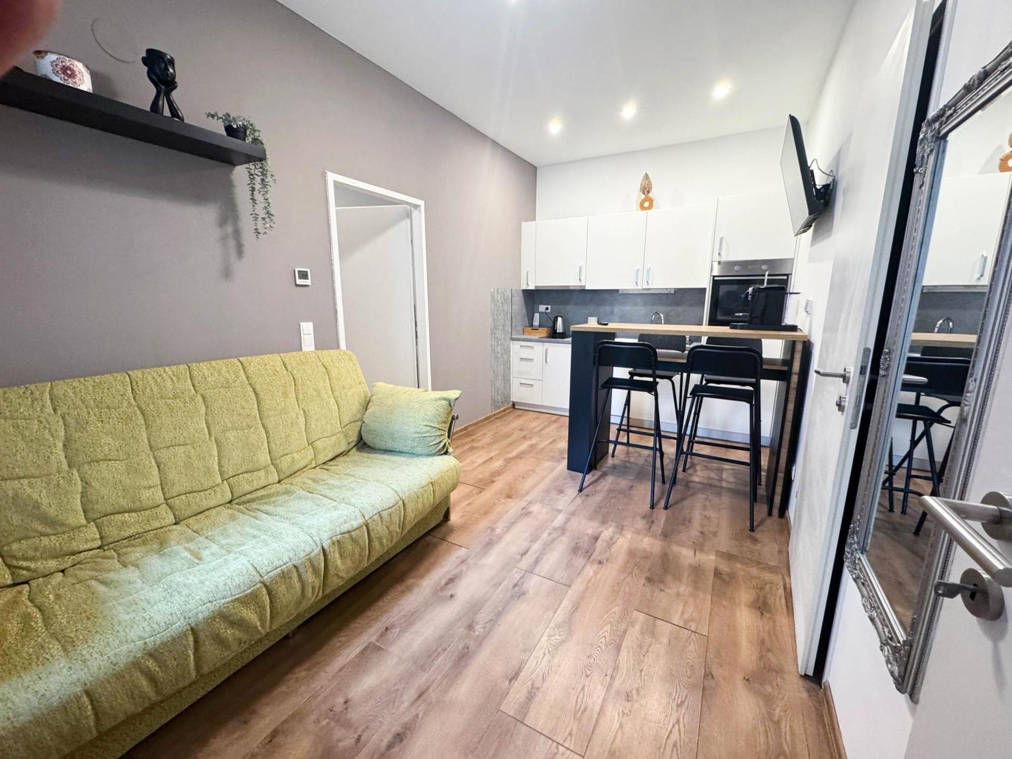 Cozy Apartments In Central Location With Free Parking Виена Екстериор снимка